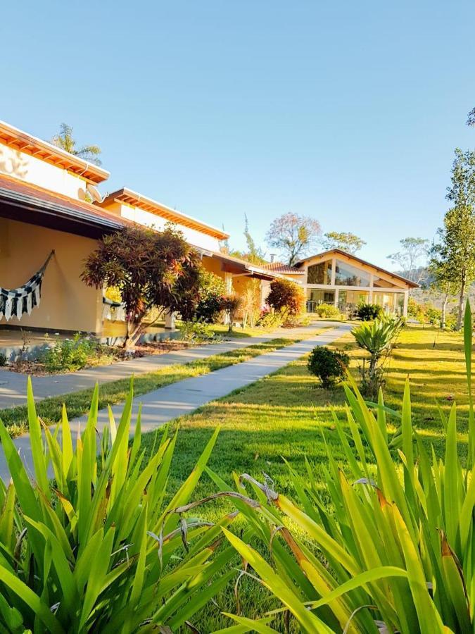 Pousada Fazenda Peroba Rosa Pedregulho Exterior foto
